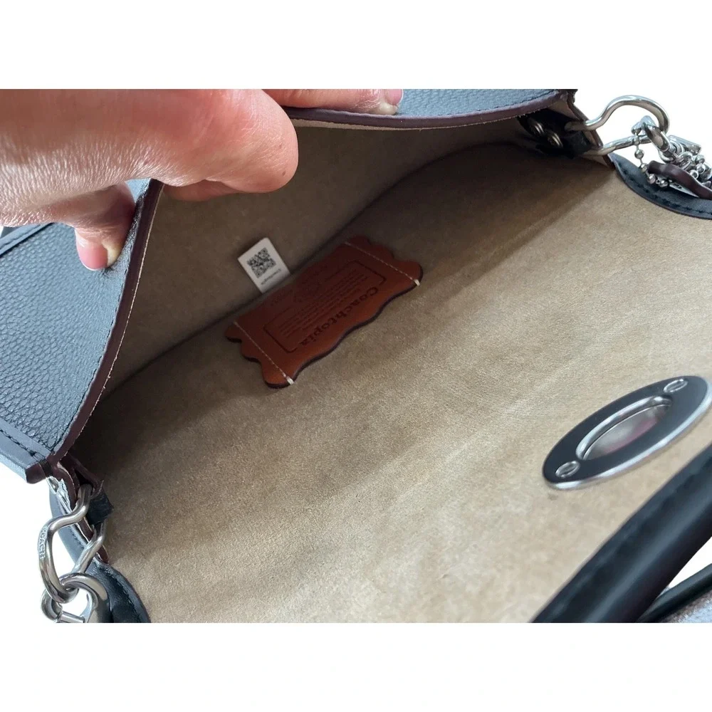 Coach versatile black